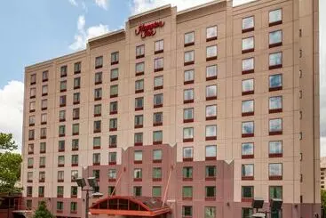 هتل Hampton Inn New York Laguardia Airport