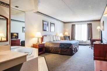 Otel Rodeway Inn & Suites Milwaukee Airport