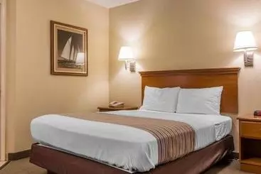 Suburban Extended Stay Hotel North - Ashley Phosphate