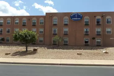 בית מלון כפרי Sierra Vista Extended Stay