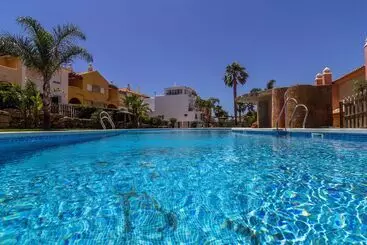 Zahara Sol Villas Y Apartamentos By Qhotels