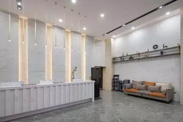 Hotelli Days Inn By Wyndham Guiyang Nanming