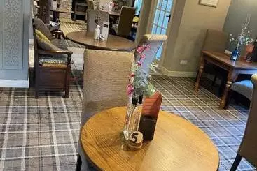 Hotel The Tavern At Hale