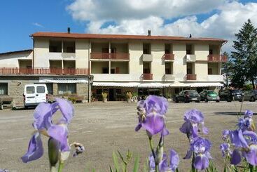 בית מלון כפרי Ristorante Miramonti