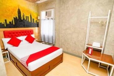 Pension Oyo 558 Edilberto S Place