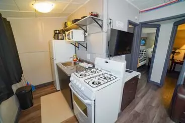 Glen Garry Motel And Cottages