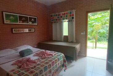 ホテル Eco Parque Cachoeira Moxafongo