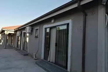 Majatalo The Bridge Guest House