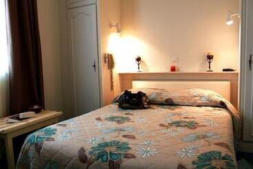 Отель Le Richiardi