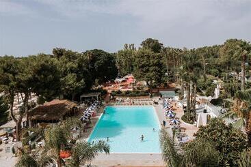 Hotel Nicolaus Club Fontane Bianche