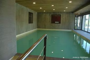 Отель Residence Les Chataigniers