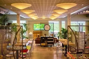 هتل Sporting House