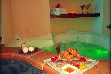 فندق Villa Rota Resort