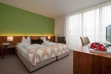 Heinhotel Vienna Airport