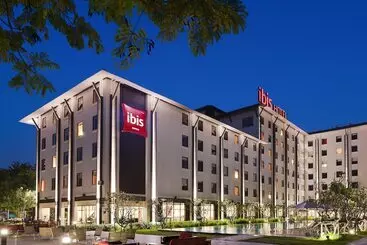 Hotel Ibis Bangkok Riverside