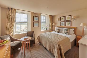 Braye Beach Hotel, Alderney