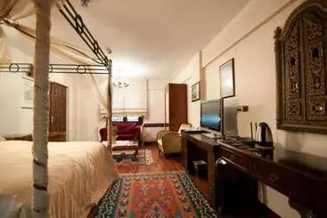 Otel Villa Sphendone Suites Istanbul