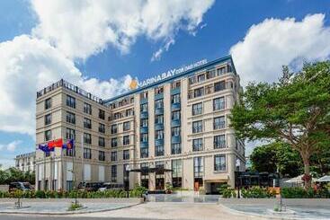 Hotel Marina Bay Con Dao