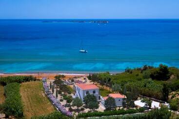 Hotel Grand Blue Beach Residences