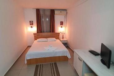 ペンション Evro Set