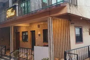 Hotell Hiral Residency