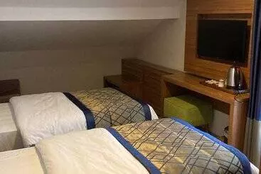 Hotel Savsat Karagol