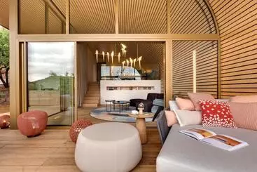 Bed and Breakfast Souki ~ Lodges & Spa