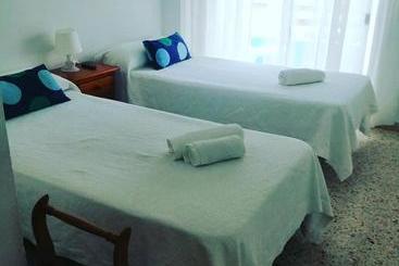 بنسيون Hostal La Parada