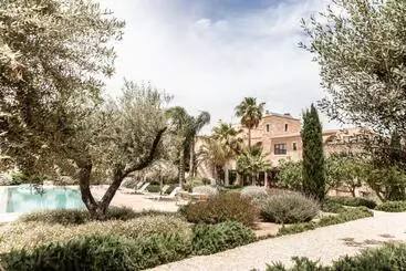 Resort Can Sull