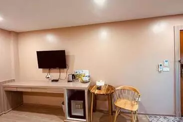 هتل Usabai Riverside Boutique