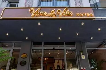 ホテル Viva La Vita
