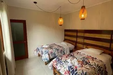 هتل Mercedes Lodge
