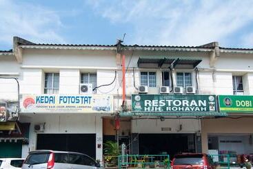 Oyo 1224 Hotel Hajah Rohayah