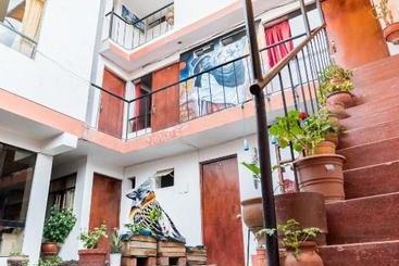 هاستل Hostal ñaña