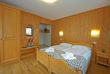 ホテル Aalts Dorf