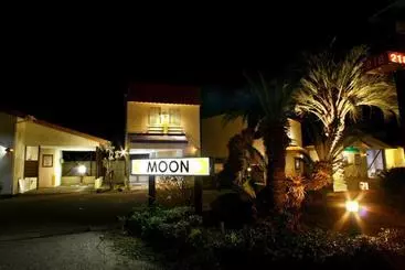 Hotel Restay Moon Kochi