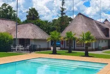 Majatalo Clivia Lodge