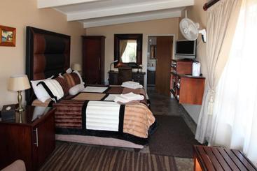 펜션 Waterfront Guest House