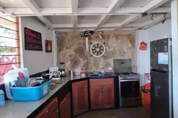 Bed and Breakfast Bananoz Surfhouse