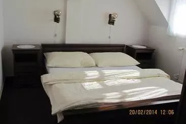 Majatalo šindlerův Dvůr