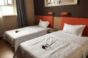 Hotel 7days Premium Bole Tuanjie South Road Lanhu Courtyard Branch