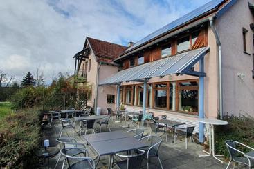 Landgasthof/hotel Hirsch Im Grünen