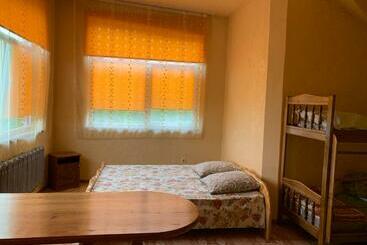 بنسيون садыба над рикою