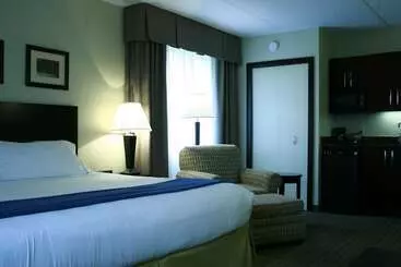 酒店 Holiday Inn Express & Suites Kincardine Downtown, An Ihg