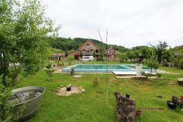 Bed and Breakfast фазенда змерега