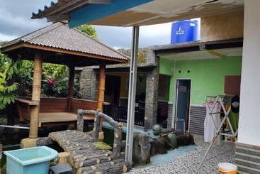 ホテル Oyo 90369 An Nur Family Homestay Syariah