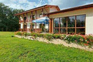 ペンション Popasul Din Lunca