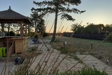 Пансион A La Paillotte