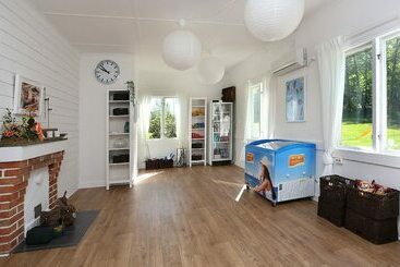 فندق Urshult Camping