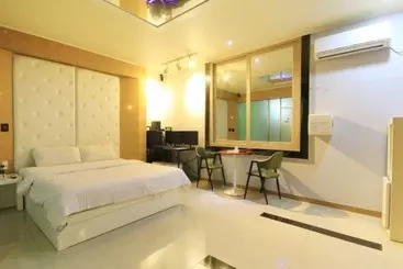 One Motel